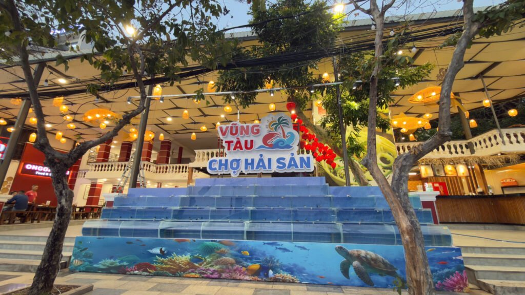 bể cá hải sản nhà hàng